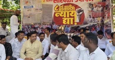 लोनावळा खंडाळा घाटमाथ्यावर टॅक्सी संघर्ष तीव्र; ओला-उबेरविरोधात चालकांचे साखळी उपोषण, प्रशांत दादा भागवत यांनी उपोषण स्थळी भेट देत पाठिंबा दिला