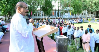 ०१ मे कर्तव्याची जाणीव करून देणारा दिवस – श्री. चंद्रकांत शेटे  इंद्रायणी महाविद्यालयात महाराष्ट्र दिन उत्साहात साजरा