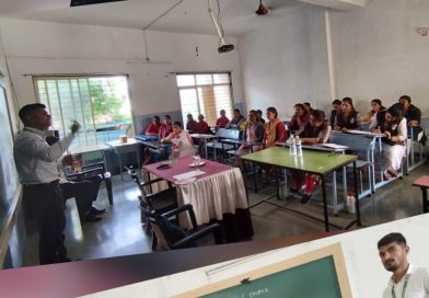 *सह्याद्री इंग्लिश मीडियम स्कूलमध्ये शिक्षकांच्या आरोग्यजागृतीवर मार्गदर्शन*