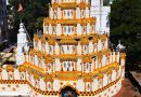 दगडूशेठ गणपती मंदिरावर अंगारकीनिमित्त ‘दाक्षिणात्य’ पुष्पसजावट लक्षवेधी आरास       फुलां मध्ये विविध देवतांच्या प्रतिमा ; देशी फुलांनी सजले मंदिर