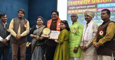 पत्रकारितेतील उल्लेखनीय कार्याबद्दल सागर गोपाळ सूर्यवंशी यांचा राष्ट्रीय युवा चेतना पुरस्कार देऊन काव्य मित्रने केला गौरव 