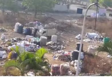 तळेगावत झोपड्यांचा बेकायदा विस्तार: पोलिस व नगरपरिषद प्रशासनाच्या दुर्लक्षामुळे नागरिक हैराण तळेगावत झोपड्यांचा बेकायदा विस्तार: पोलिस व नगरपरिषद प्रशासनाच्या दुर्लक्षामुळे नागरिक हैराण