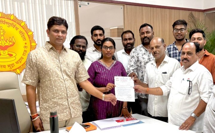 खासगी शिकवणींवर कारवाईची मागणी:युवक काँग्रेसचे तळेगाव नगरपरिषदेला निवेदन खासगी शिकवणींवर कारवाईची मागणी:युवक काँग्रेसचे तळेगाव नगरपरिषदेला निवेदन