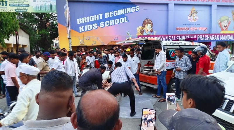 आळंदीत मामासाहेब मोहोळ धर्मशाळे समोर दुर्दैवी अपघात ; पाण्याच्या टँकरचे खाली आल्याने महिलेचा दुर्दैवी मृत्यू मोटार सायकलचा तोल गेल्याने अपघात आळंदीत मामासाहेब मोहोळ धर्मशाळे समोर दुर्दैवी अपघात ; पाण्याच्या टँकरचे खाली आल्याने महिलेचा दुर्दैवी मृत्यू मोटार सायकलचा तोल गेल्याने अपघात