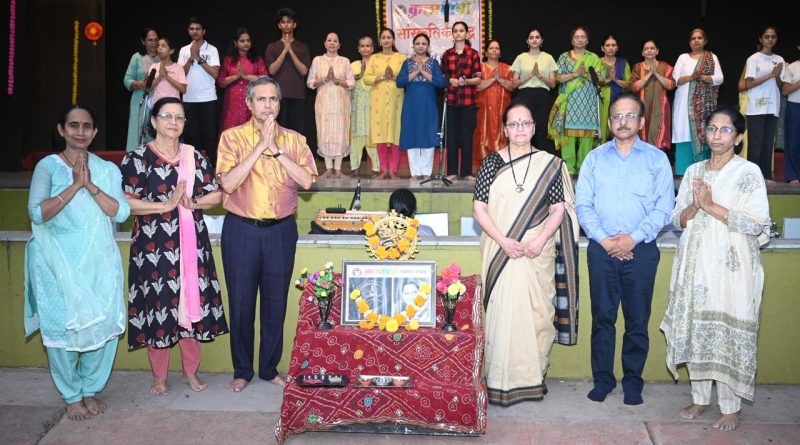 कलापिनी आयोजित नाट्य शिबिराची सांगता प्रेक्षकांनी अनुभवली नृत्य, नाट्य, संगीताच्या अविष्काराची मेजवानी