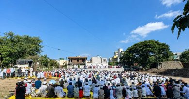तळेगाव दाभाडे येथे बकरा ईद उत्साहात साजरी प्रेषित इब्राहिम (अ.स.) यांची निष्ठा, समर्पण, त्यागाला अनुसारण्याचे आवाहन