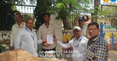 तळेगाव दाभाडे नगरपरिषदेची प्लास्टिकविरोधी धडक मोहीम; ३० किलो प्लास्टिक जप्त, सात जणांवर कारवाई तळेगाव दाभाडे नगरपरिषदेची प्लास्टिकविरोधी धडक मोहीम; ३० किलो प्लास्टिक जप्त, सात जणांवर कारवाई