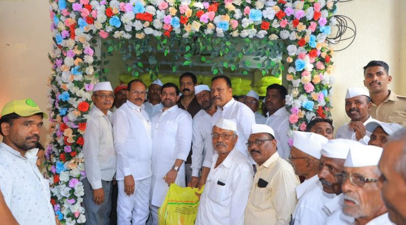 खरेदी विक्री संघ संपूर्ण तालुक्याला बियाणे व खतांचा पुरवठा करेल आमदार सुनील शेळके यांचा विश्वास खरेदी विक्री संघ संपूर्ण तालुक्याला बियाणे व खतांचा पुरवठा करेल आमदार सुनील शेळके यांचा विश्वास
