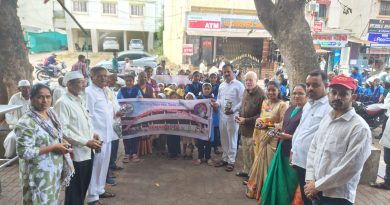 कन्या शाळा क्रमांक चार मध्ये विद्यार्थ्यांचे जल्लोषात स्वागत